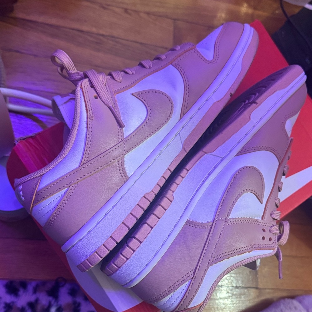 White Rose Whisper Nike Dunks size 9